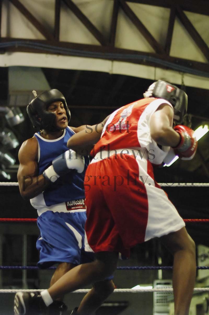 tttscgoldengloves8004.jpg